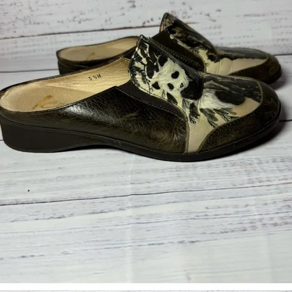 3 Icon shoes - Picture 3 of 3